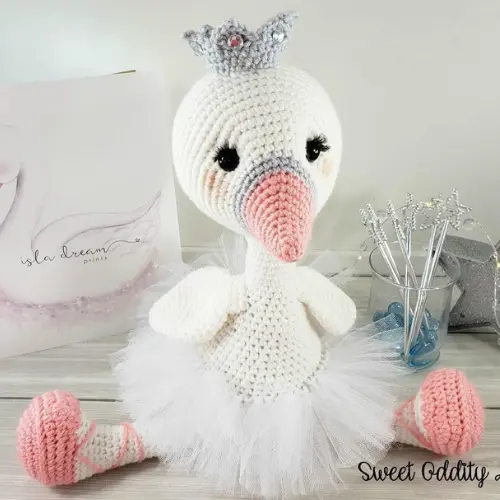 Swan Amigurumi Free Crochet Pattern