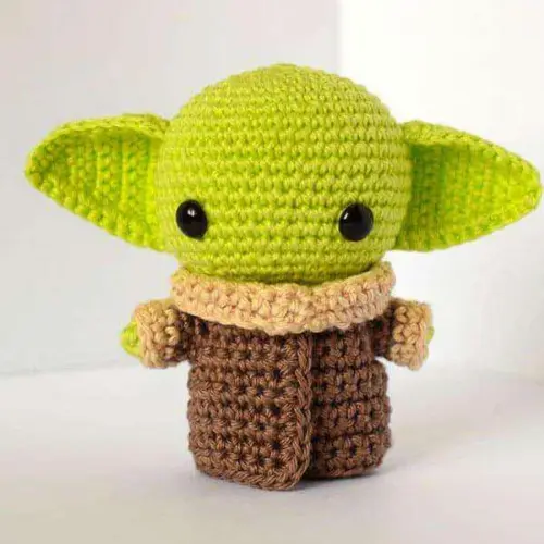 Free Crochet Baby Yoda Pattern